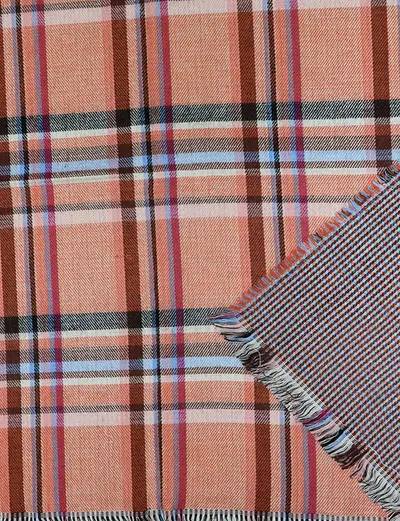 2050548-2.jpg